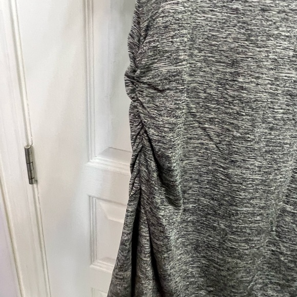 Perry L Women’s Grey Blend Cowl Neck Long Sleeves Viscose Blend Top Size M.  New - Picture 2 of 9